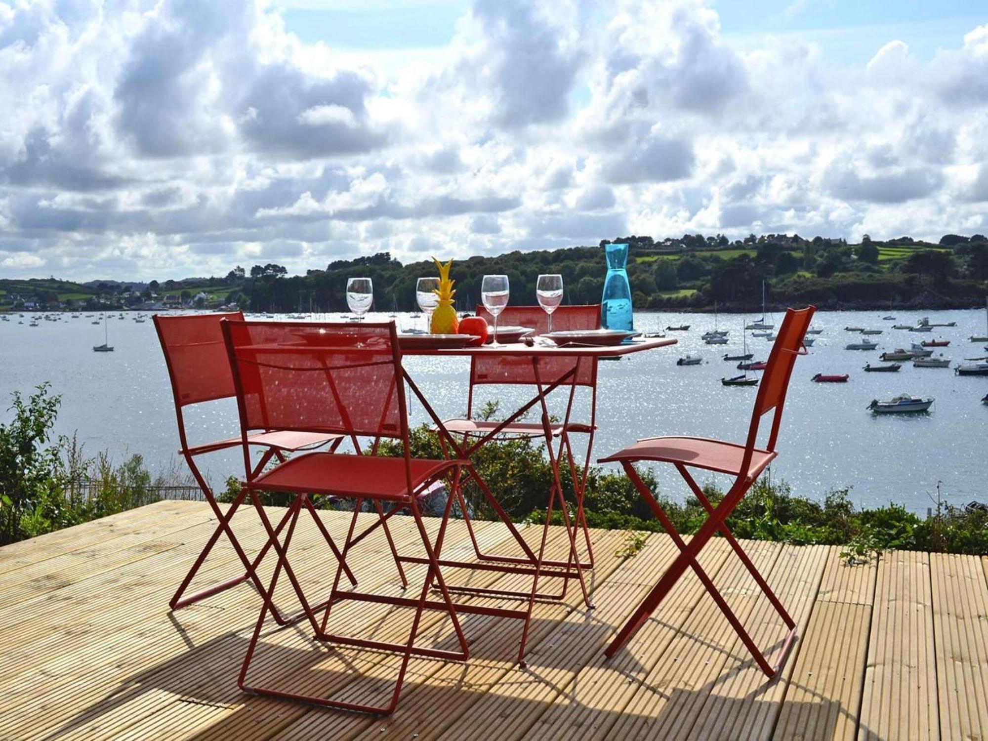 Pretty Breton Holiday Home In A Top Location Plougasnou Kültér fotó
